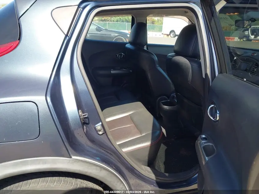 2012 NISSAN JUKE SL
