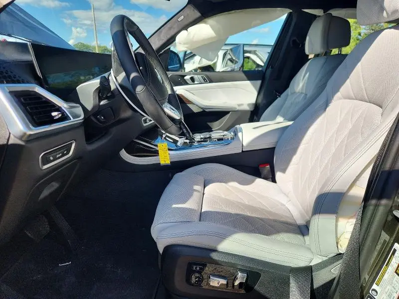 2025 BMW X7 XDRIVE40I  