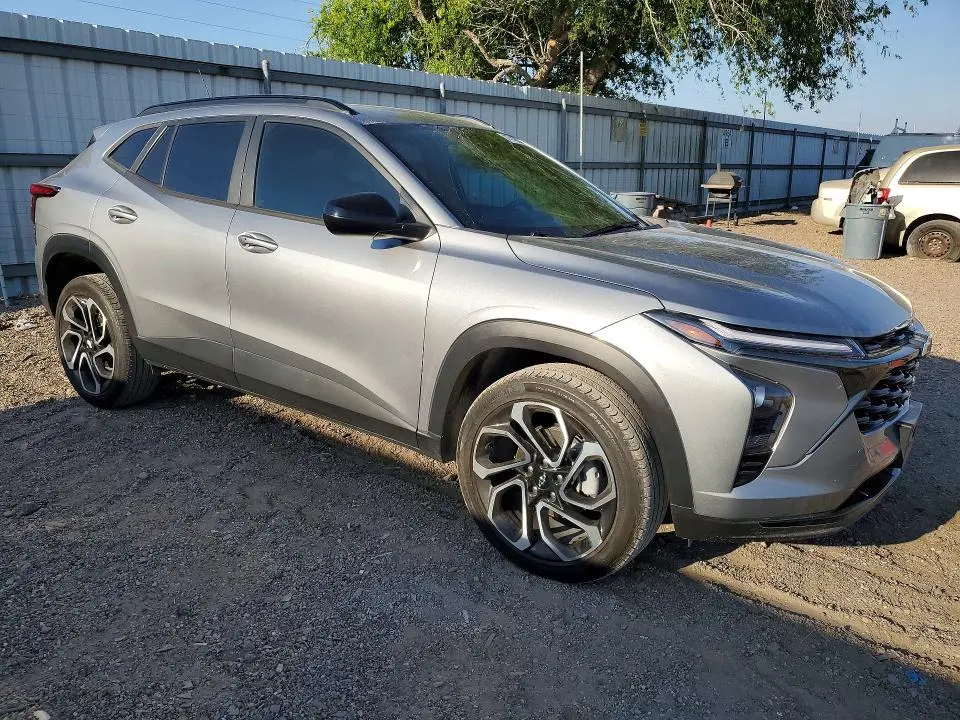 2024 CHEVROLET TRAX 2RS  