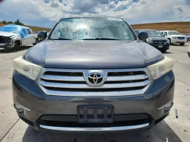 2011 TOYOTA HIGHLANDER BASE  