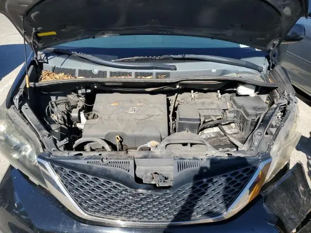 2013 TOYOTA SIENNA SPORT  