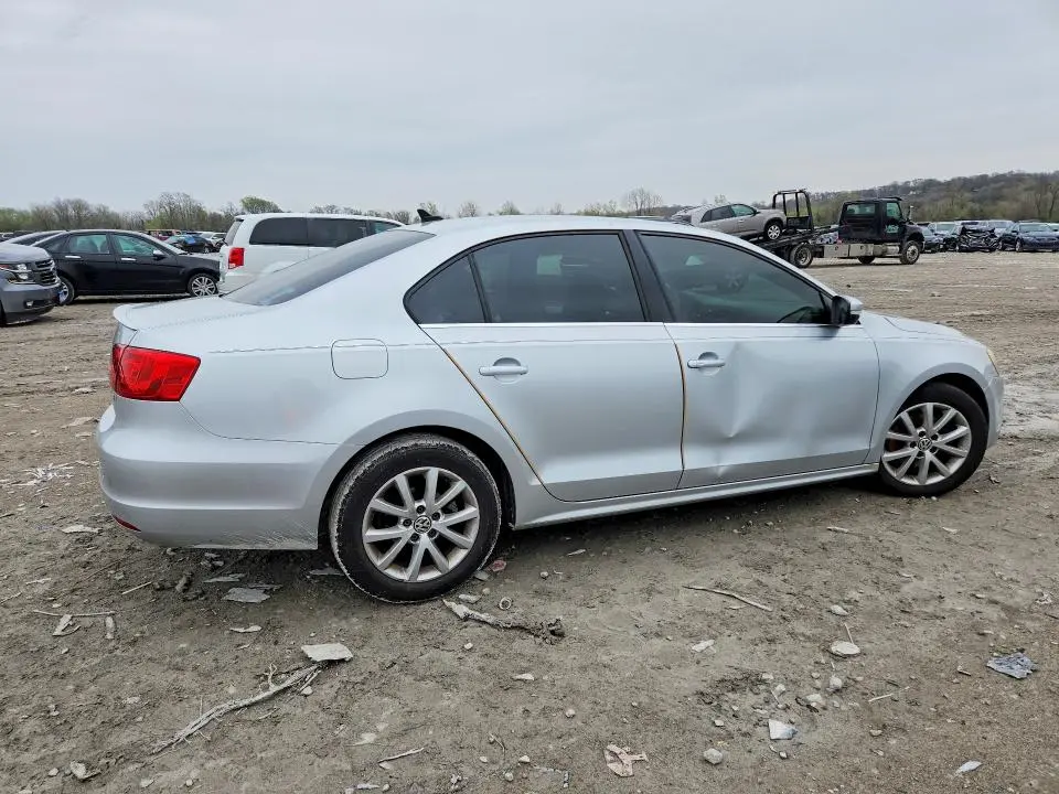2014 VOLKSWAGEN JETTA SE  