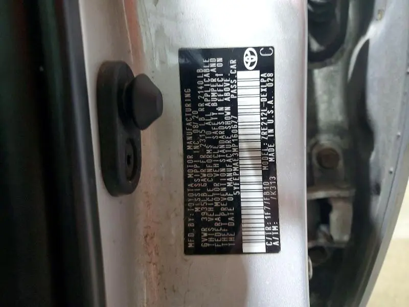 2021 TOYOTA COROLLA LE  