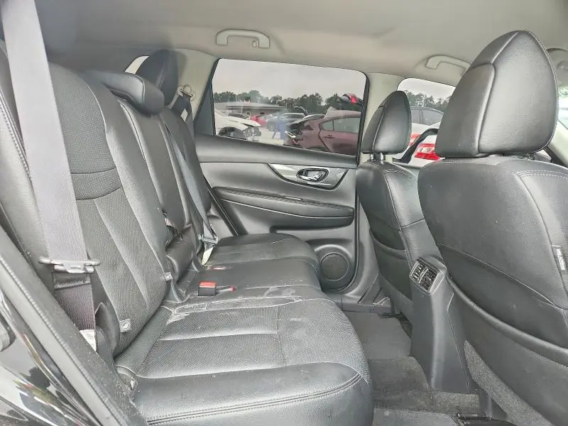 2016 NISSAN ROGUE SL  