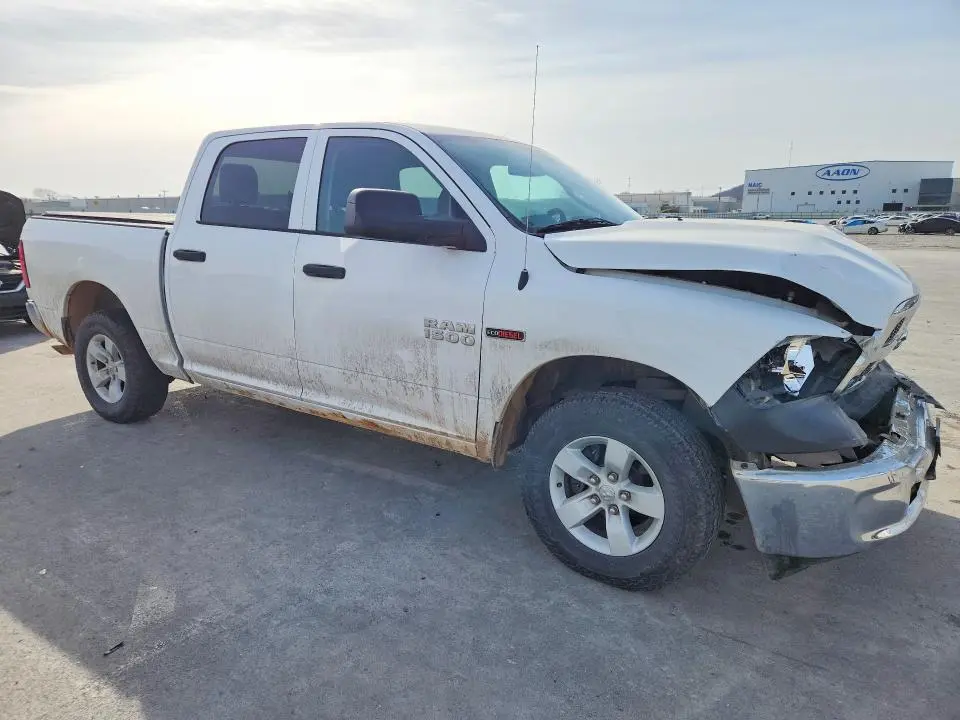 2016 RAM 1500 ST  