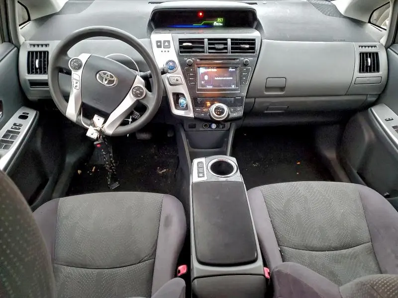 2012 TOYOTA PRIUS V   