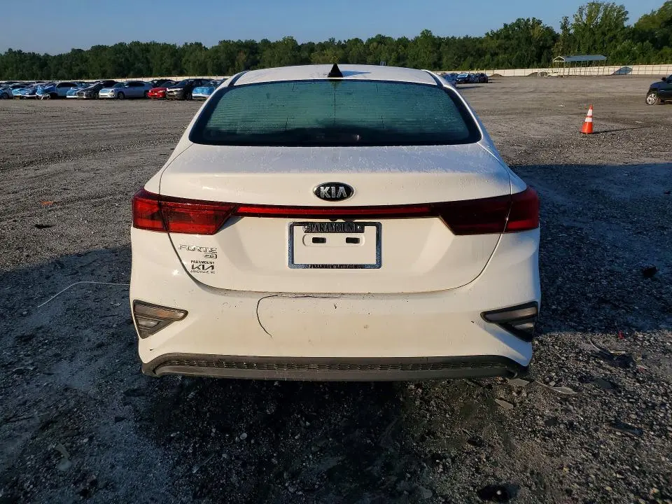 2020 KIA FORTE FE  