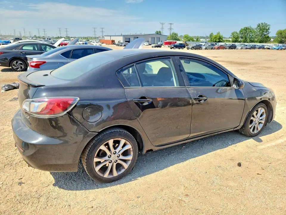 2010 MAZDA 3 S  
