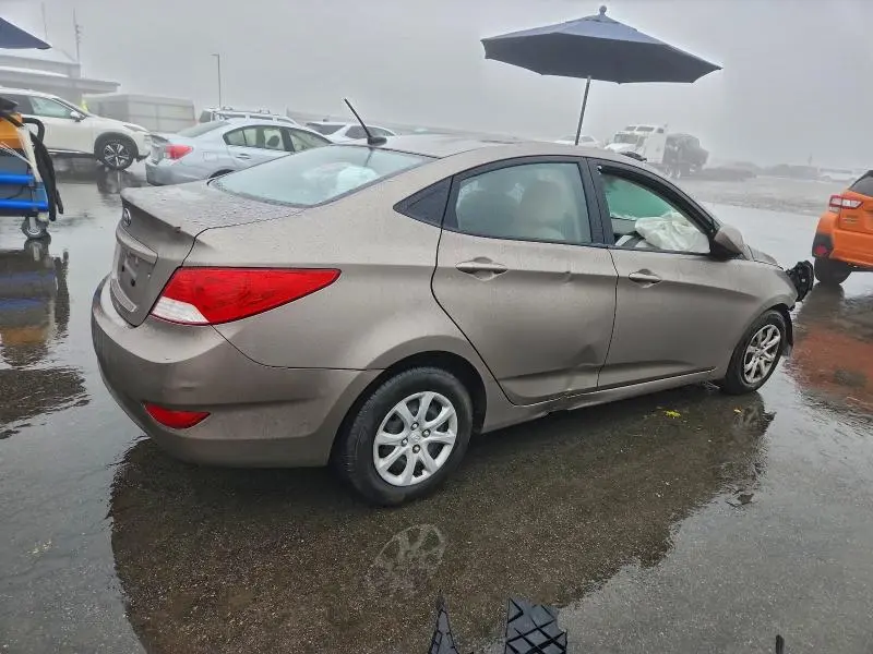 2014 HYUNDAI ACCENT GLS  