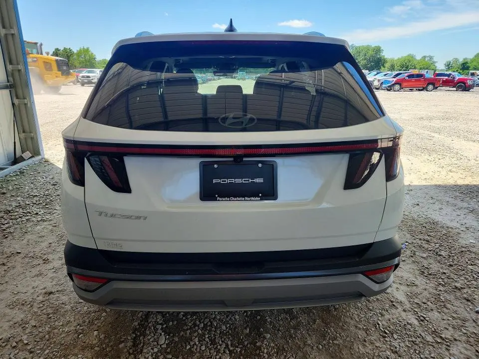 2025 HYUNDAI TUCSON SEL  
