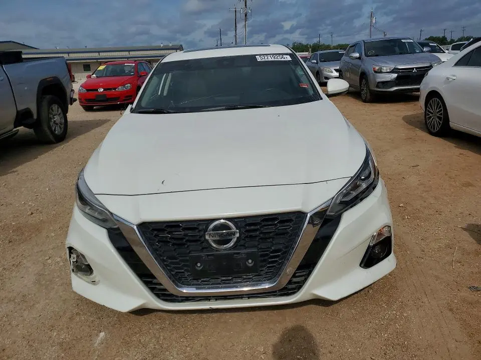 2019 NISSAN ALTIMA SL  