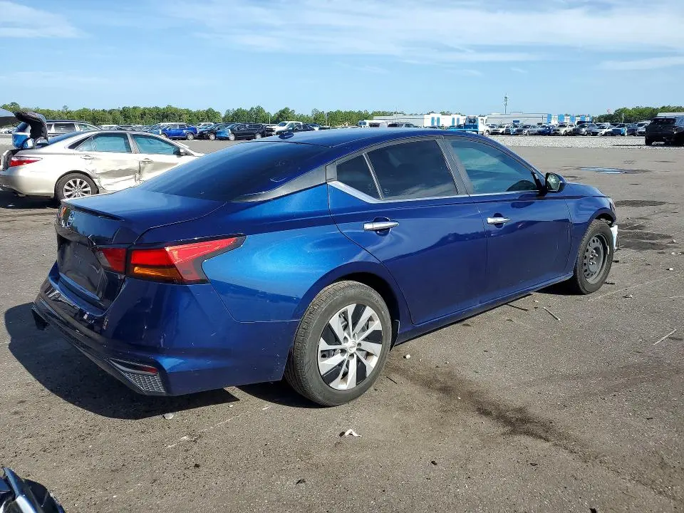 2020 NISSAN ALTIMA S  