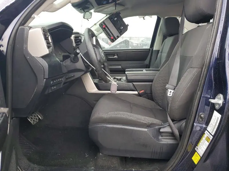 2024 TOYOTA TUNDRA CREWMAX SR  