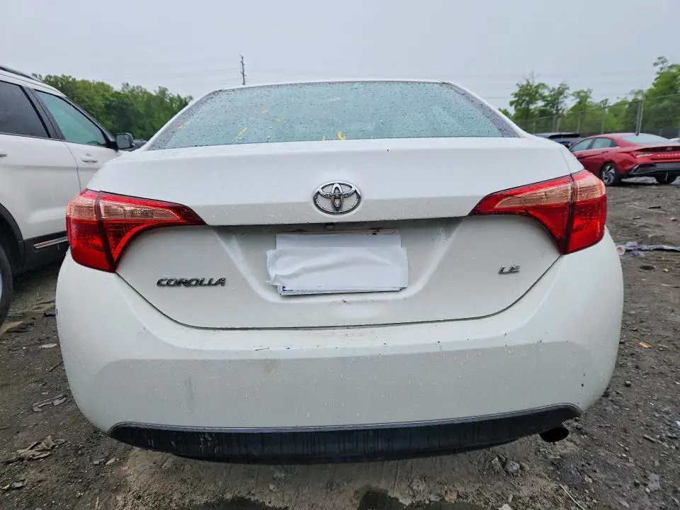 2018 TOYOTA COROLLA LE  