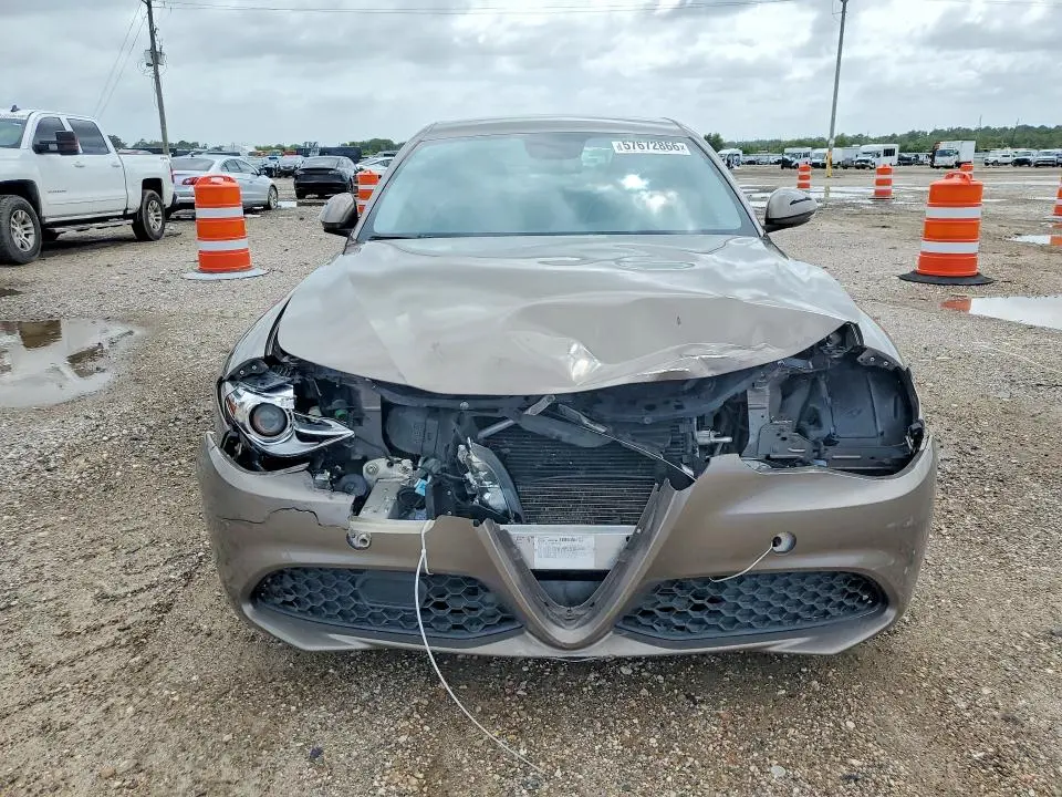 2019 ALFA ROMEO GIULIA   