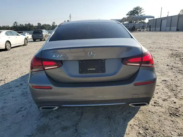 2020 MERCEDES-BENZ A 220