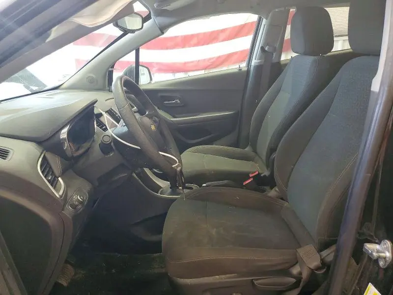 2021 CHEVROLET TRAX LS  