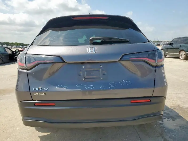 2023 HONDA HR-V LX  