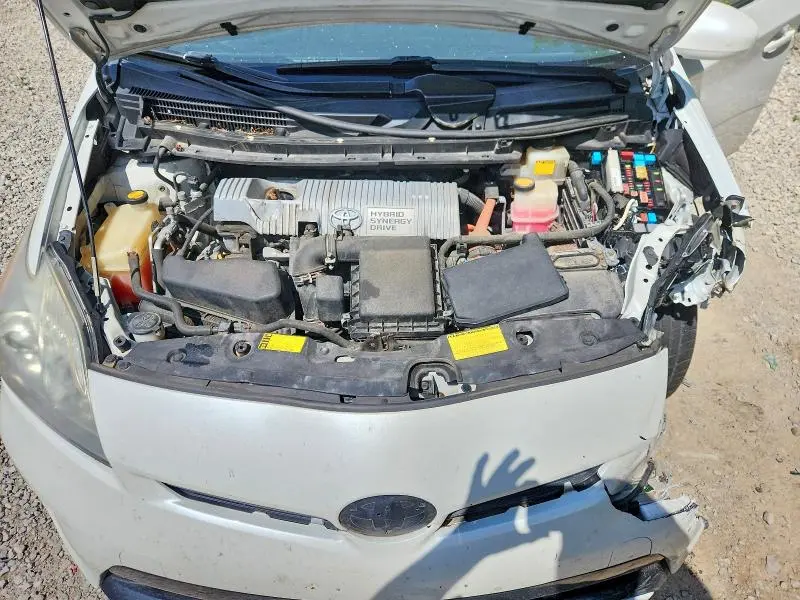 2013 TOYOTA PRIUS THREE  