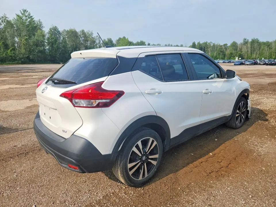 2019 NISSAN KICKS S  