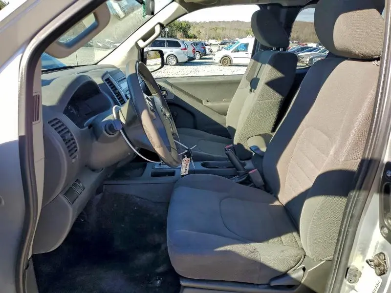 2015 NISSAN FRONTIER S  