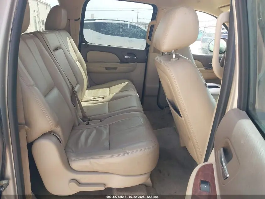 2011 CHEVROLET SUBURBAN 1500 LT1
