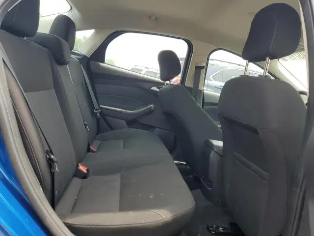 2018 FORD FOCUS SE  