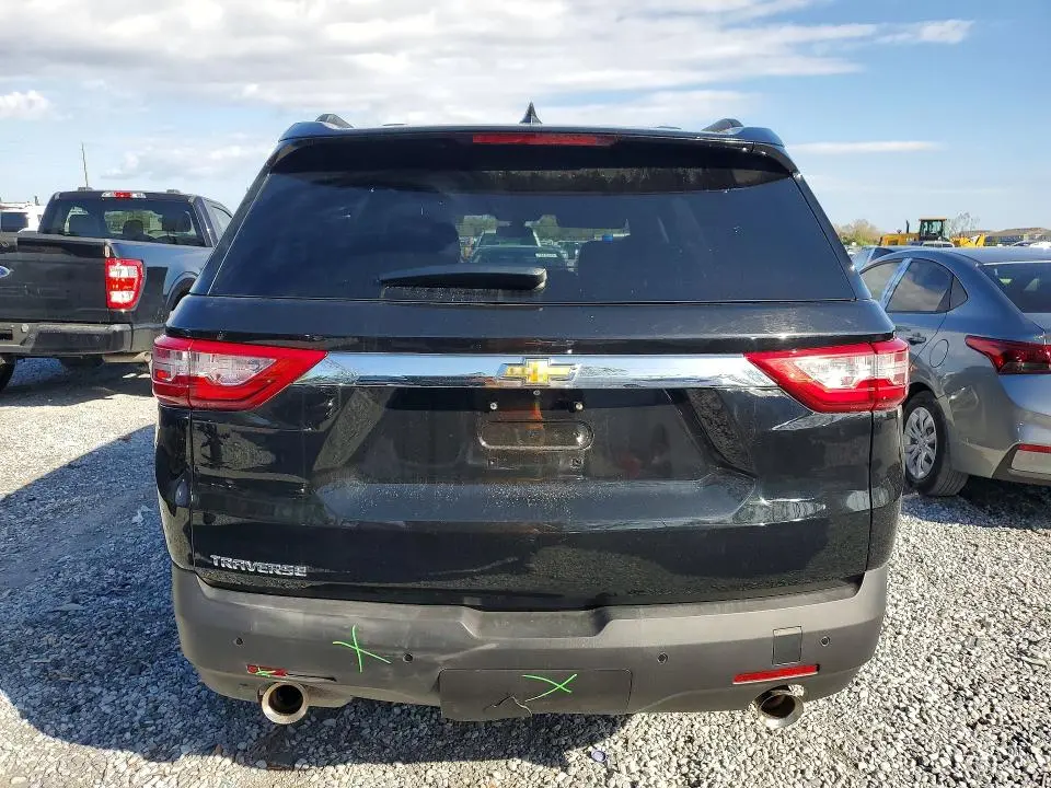 2021 CHEVROLET TRAVERSE LT  
