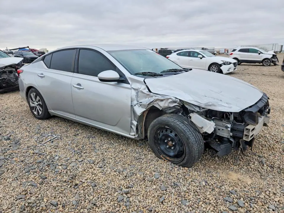 2019 NISSAN ALTIMA S  