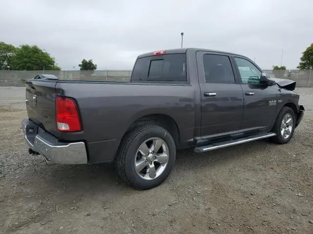 2017 RAM 1500 SLT  