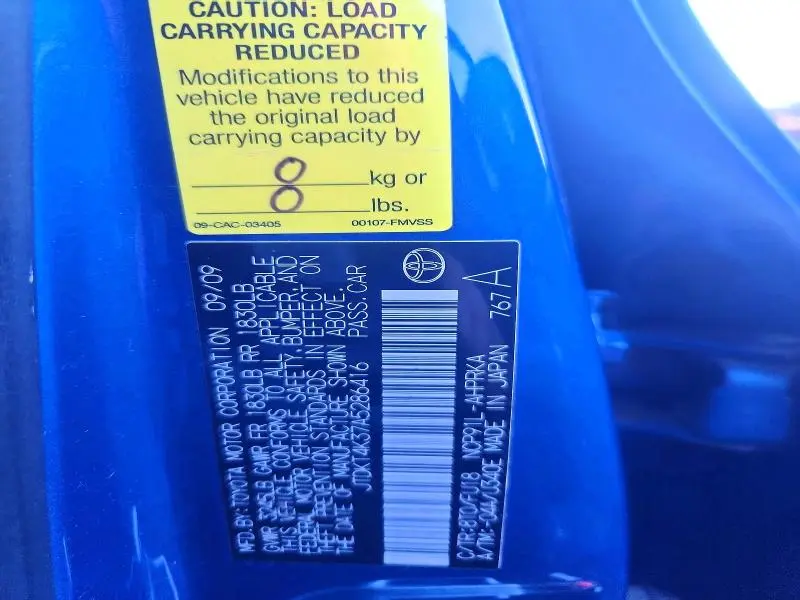 2010 TOYOTA YARIS BASE  