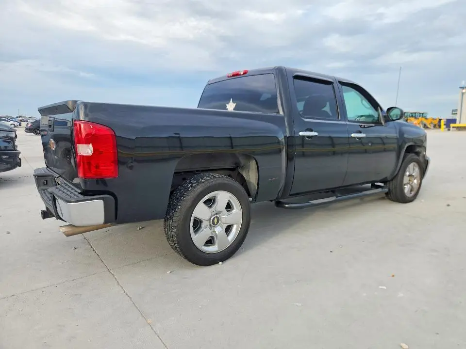 2010 CHEVROLET SILVERADO C1500 LT  