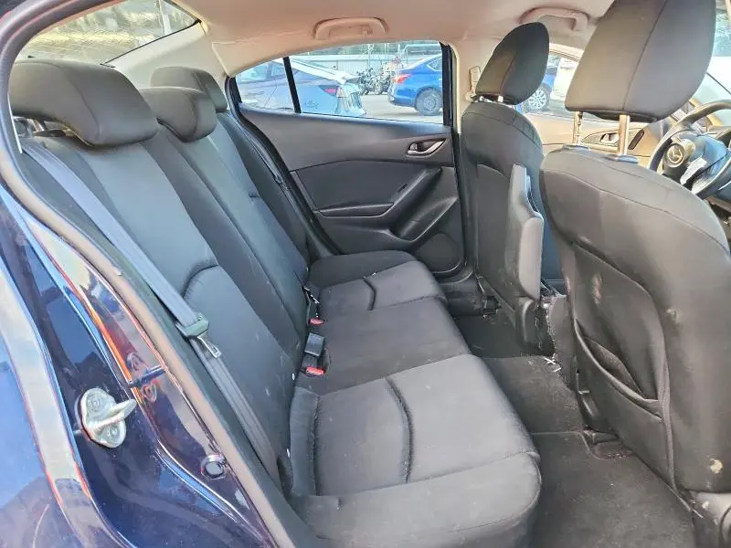 2015 MAZDA 3 SPORT  