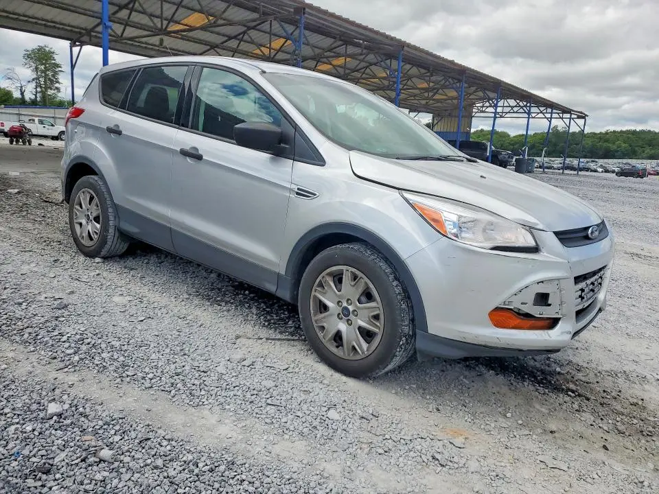 2016 FORD ESCAPE S  