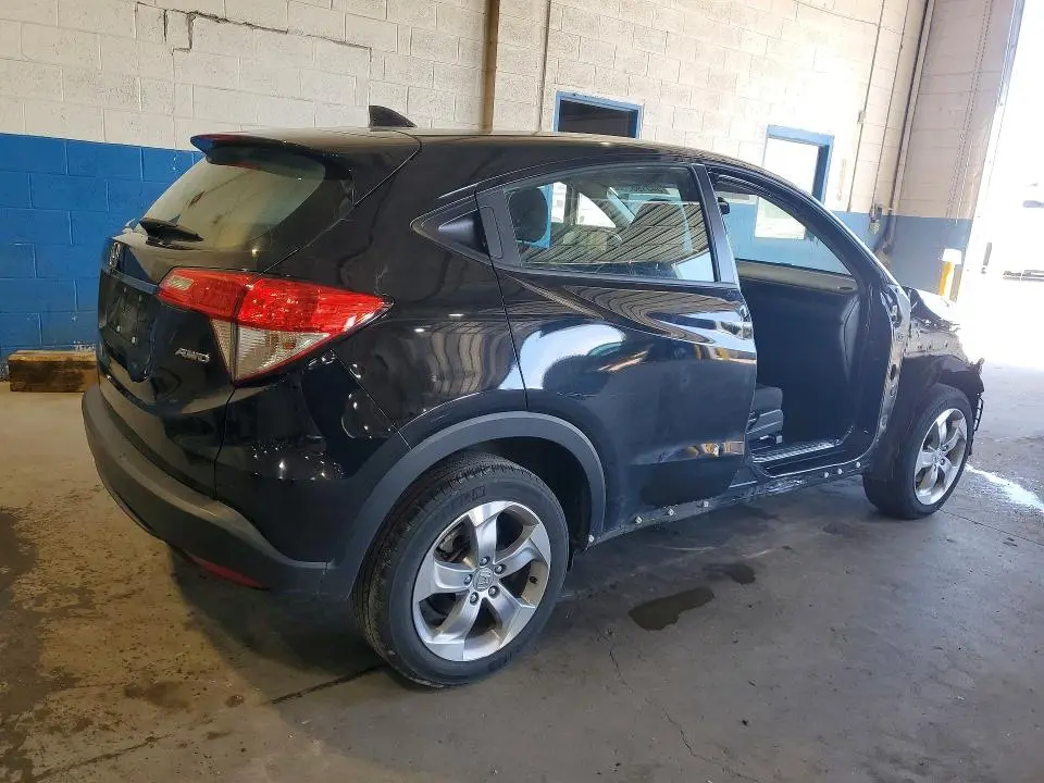 2022 HONDA HR-V LX  