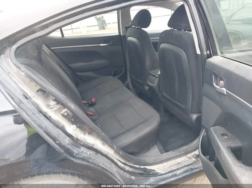2019 HYUNDAI ELANTRA SE