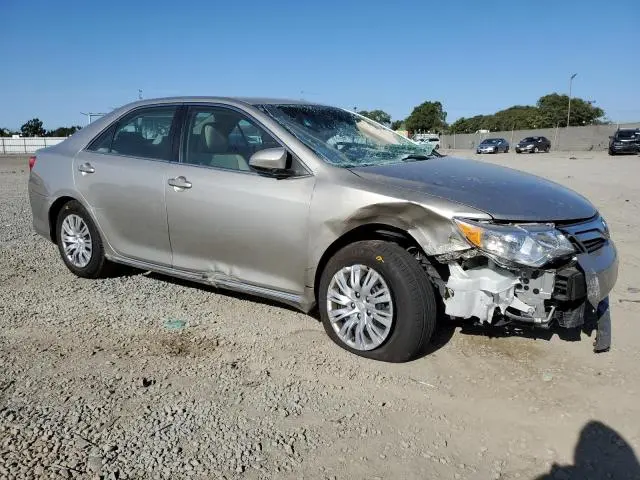 2014 TOYOTA CAMRY L  