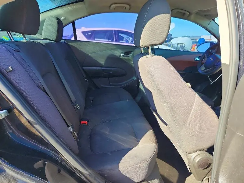 2014 CHEVROLET SONIC LT  