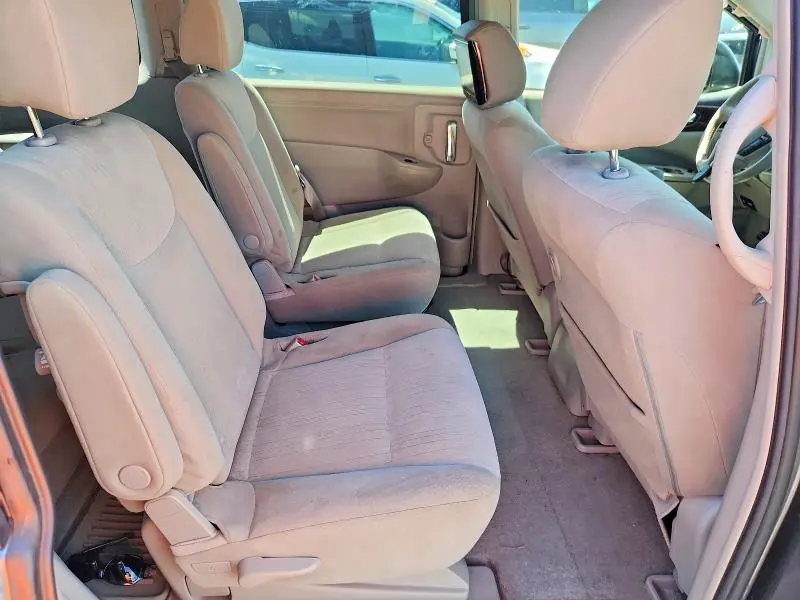 2015 NISSAN QUEST 3.5 SV  