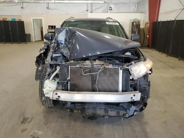 2013 TOYOTA HIGHLANDER BASE  
