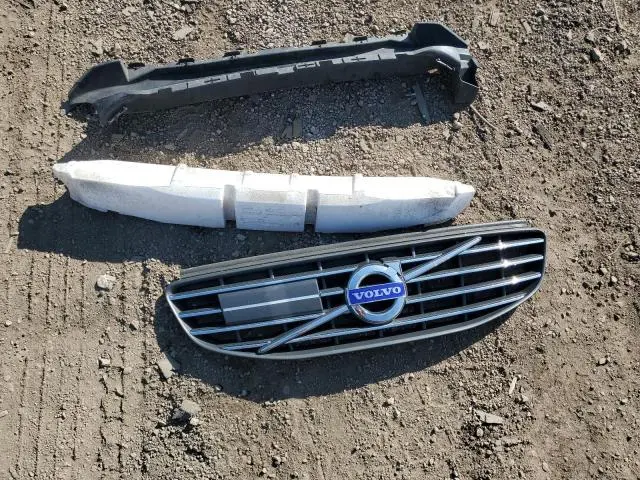 2017 VOLVO XC60 T5 DYNAMIC  