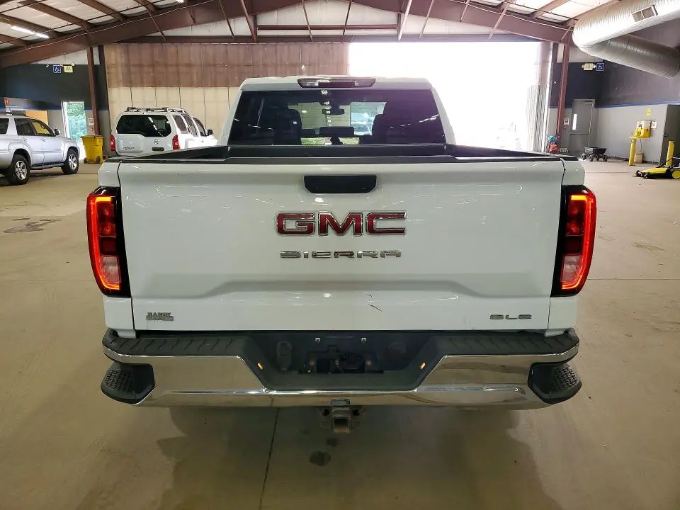2019 GMC SIERRA K1500 SLE  