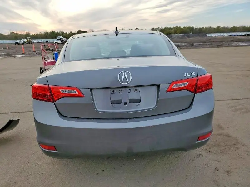 2013 ACURA ILX 20  