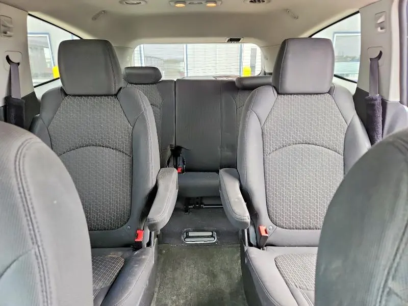2012 CHEVROLET TRAVERSE LT  