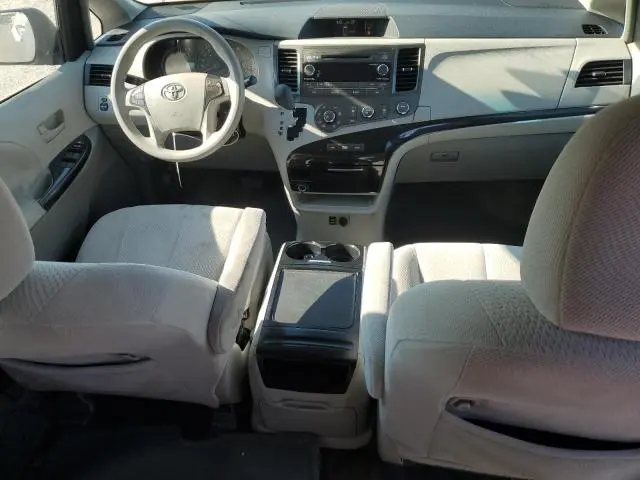 2012 TOYOTA SIENNA LE