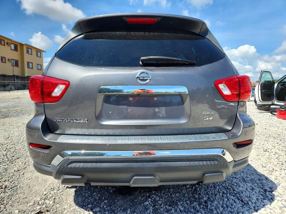 2019 NISSAN PATHFINDER SV  