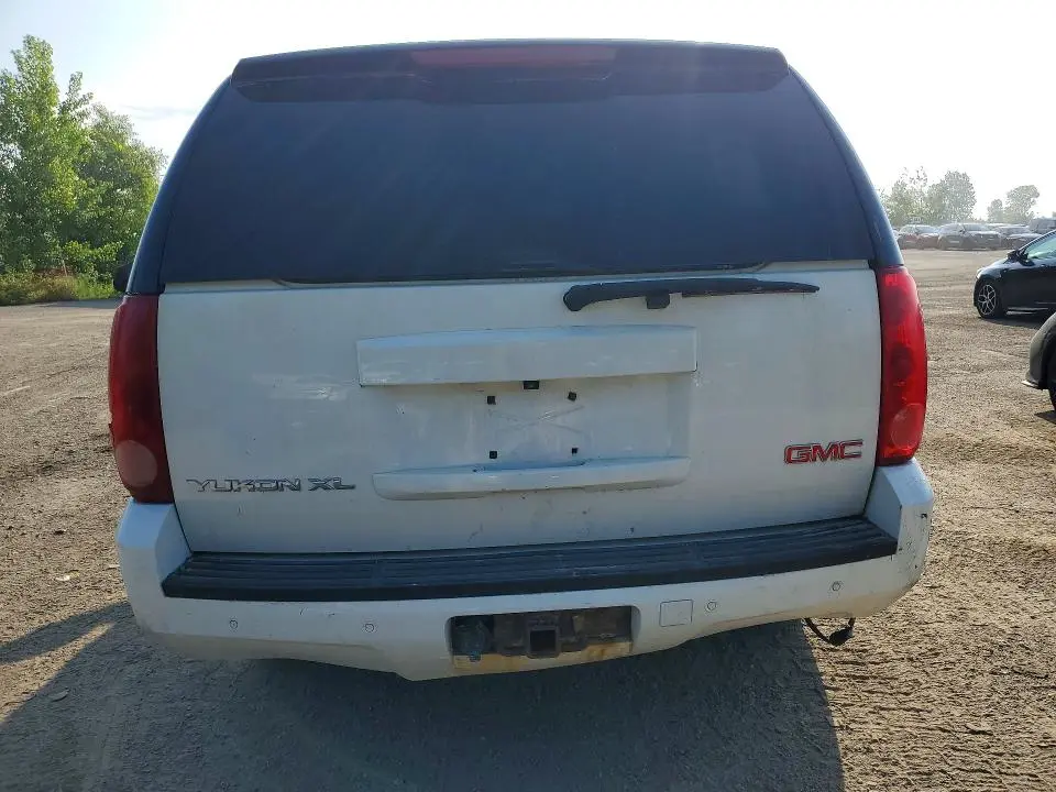 2013 GMC YUKON XL K1500 SLT  