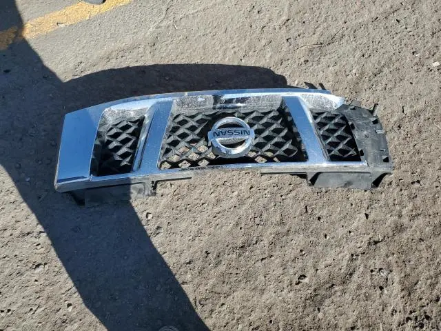2014 NISSAN TITAN S