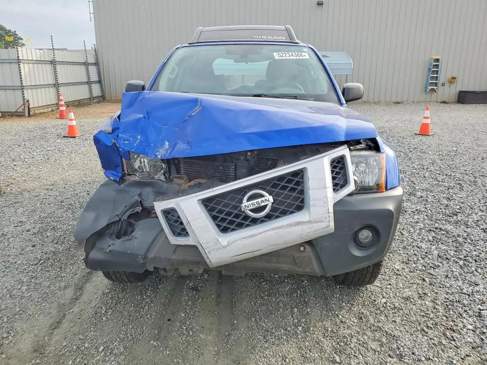 2013 NISSAN XTERRA X  