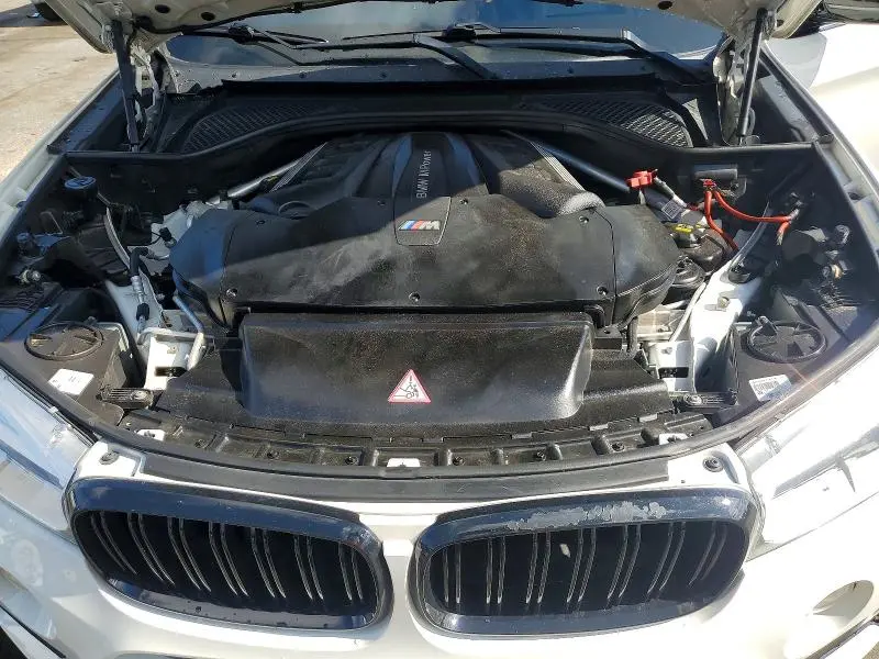 2015 BMW X6 M  